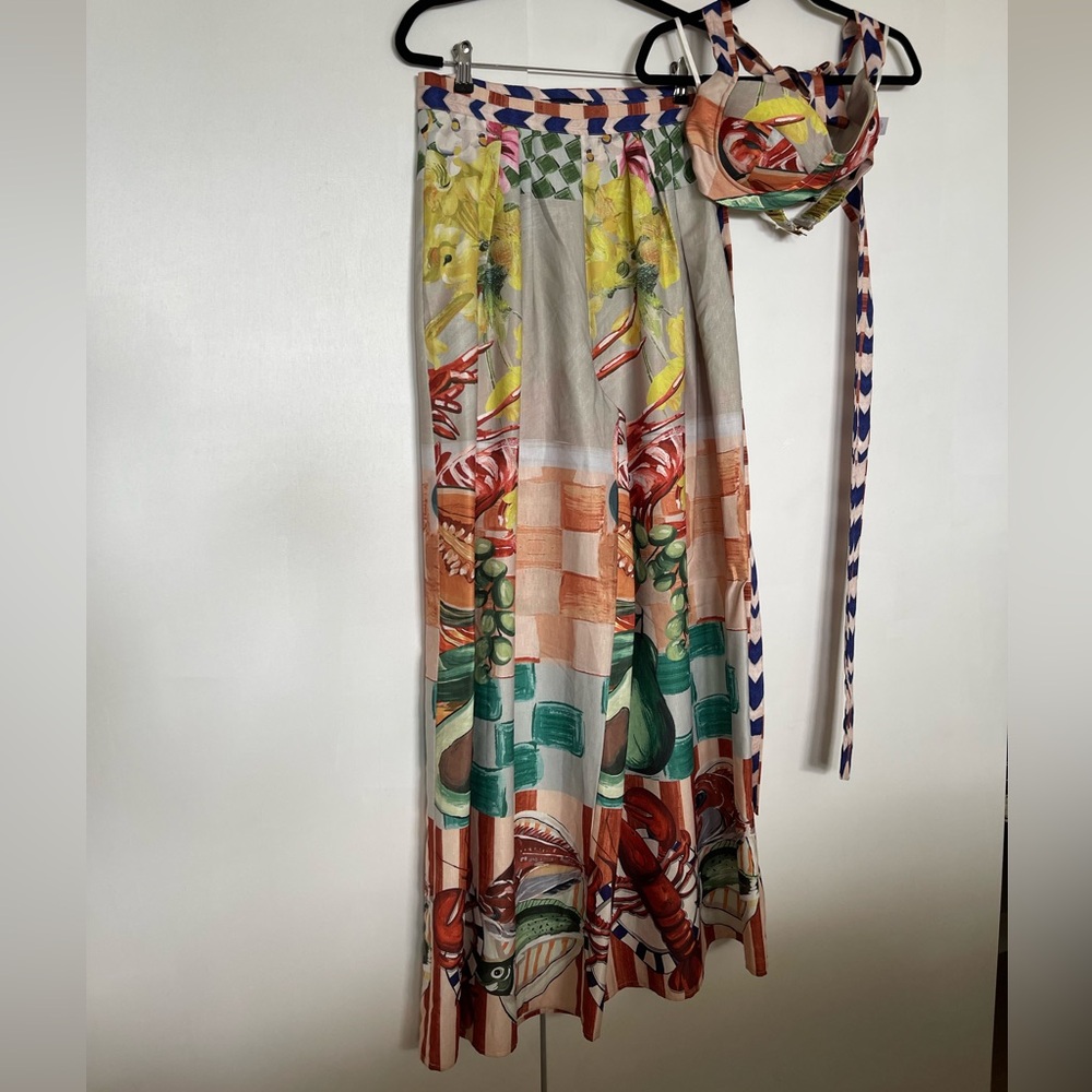 Colorful Tropical Two-Piece Set with Wide-Leg Pants - Picture 4 of 8